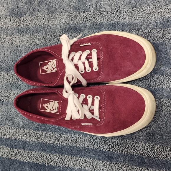 Vans Burgundy Suede Sneakers, Mens 9 Women's 10.5 - Picture 2 of 11
